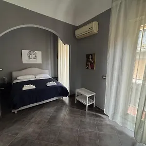https://apt-etna-charme.sicilyhotelsitaly.net